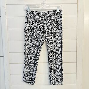 Nike workout leggings, size small, capris length, animal/leopard print